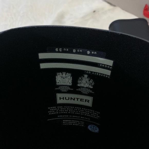 CLASSIC HUNTER BLACK BOOTS • Original Tall Black Boots - Picture 9 of 10